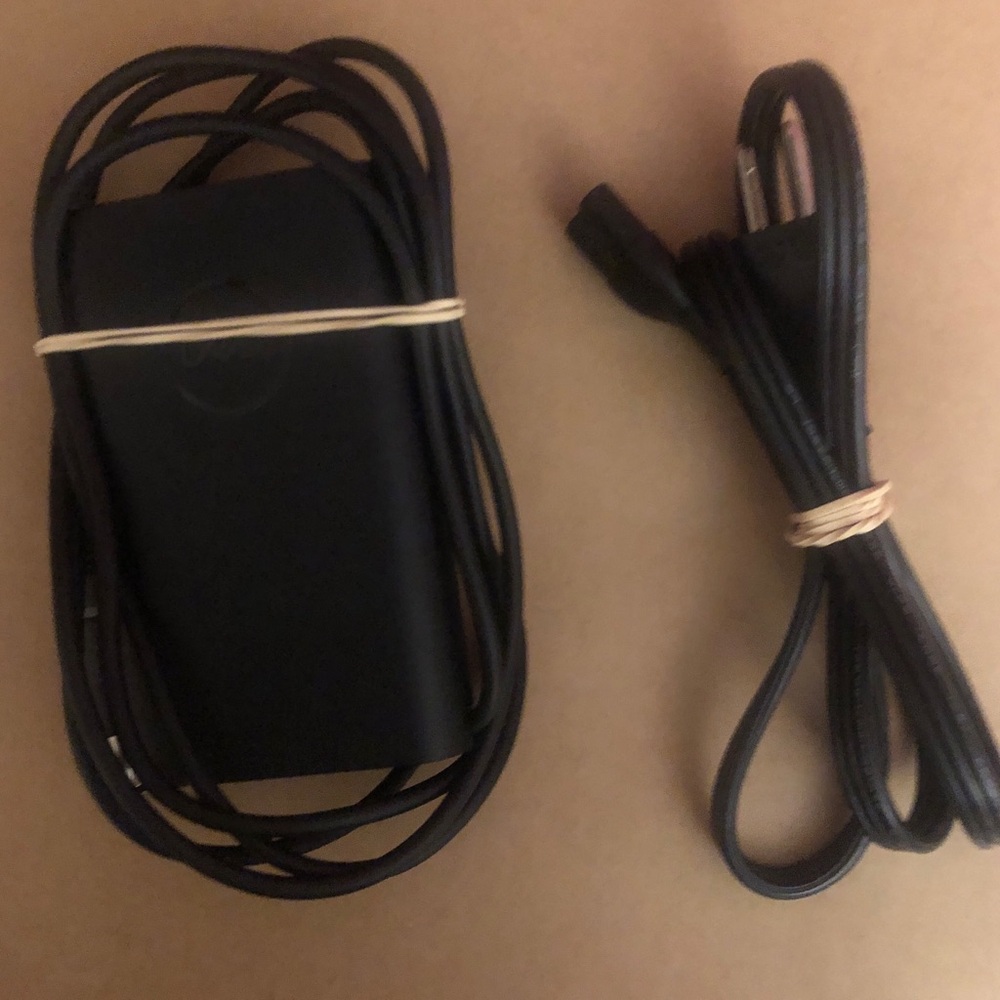 Dell Laptop AC-Adapter 19.5v~3.34A